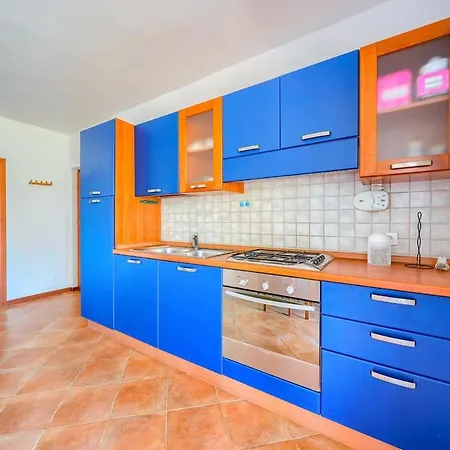 T5 - Kuca T2 Casa vacanze Tisno